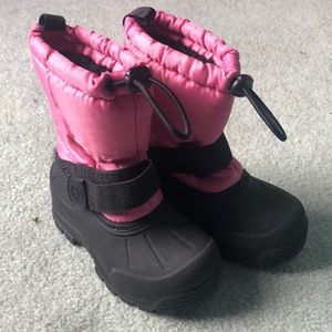 Snow Boots